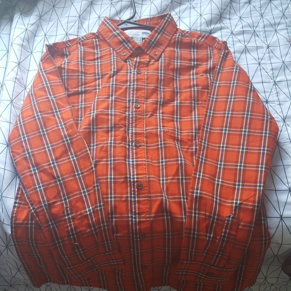 Old navy long sleeve collard shirt